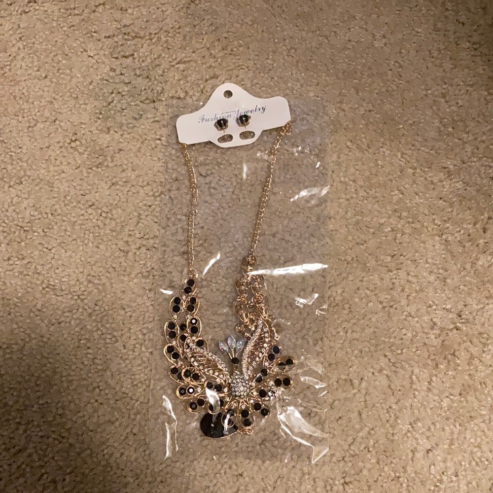 Black necklace with earrings,brand new